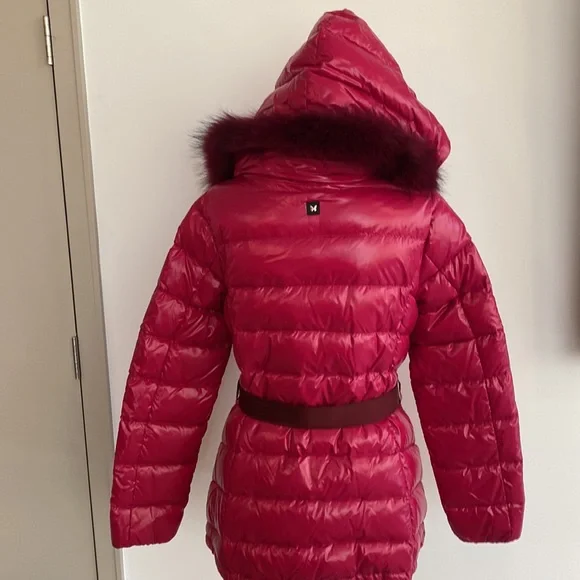 MaxMara NWOT fuchsia quilted down jacket with genuine fur